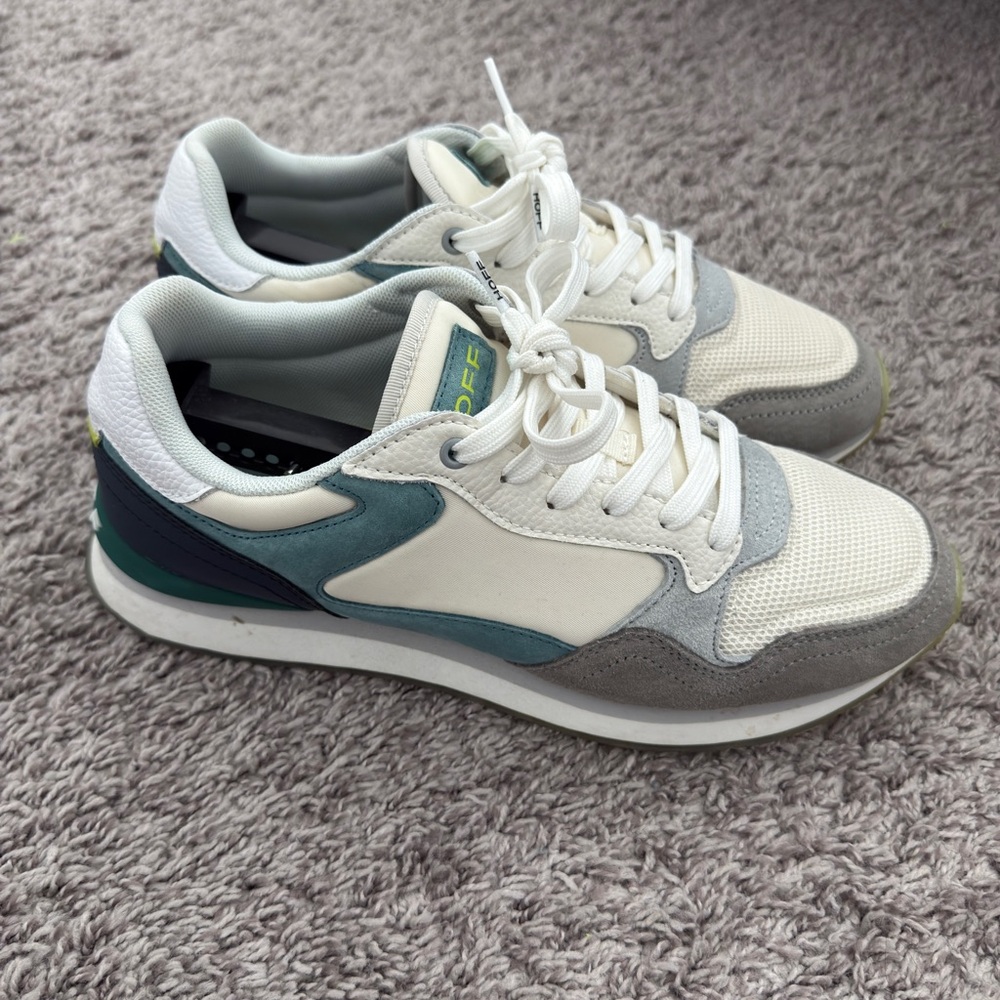 Hoff - White and Gray Sneakers